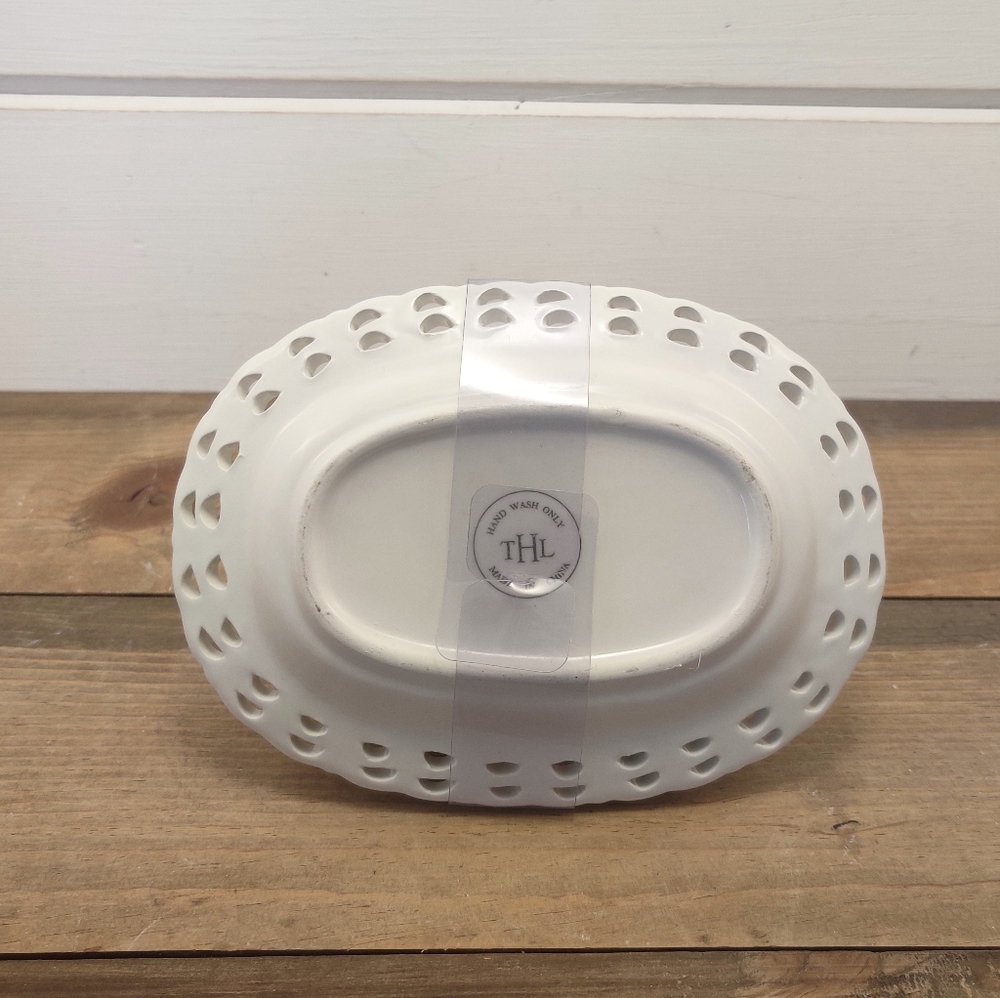 White Ceramic Cutout Design Butter Dish - Picture 6 of 6